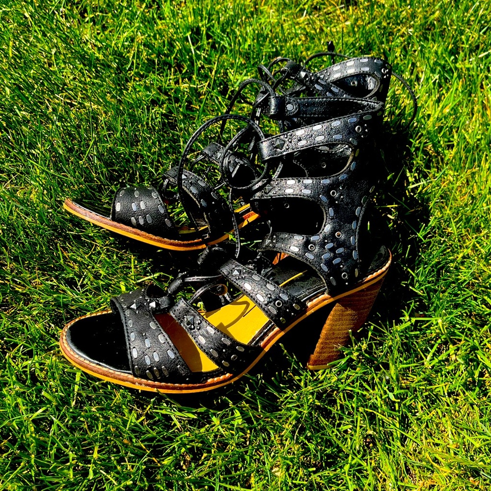 Dolce Vita Women Heel
